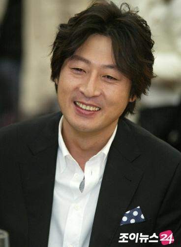 Kim Yun-Seok Fotoğrafı