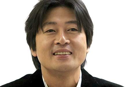 Kim Yun-Seok fotoğrafı