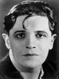 Ivor Novello fotoğrafı
