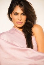 Rayna Tharani Fotoğrafı