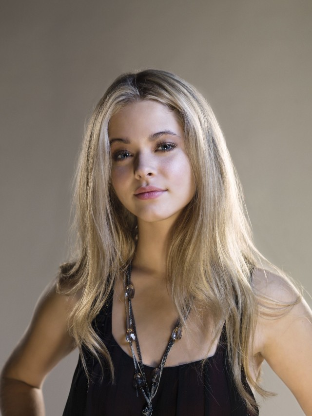 Sasha Pieterse Fotoğrafı
