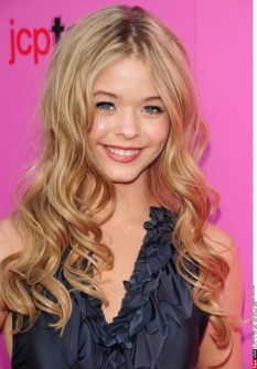 Sasha Pieterse Fotoğrafı
