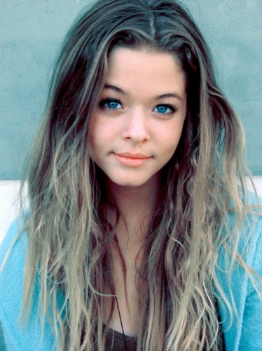 Sasha Pieterse Fotoğrafı