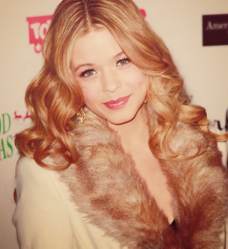 Sasha Pieterse Fotoğrafı