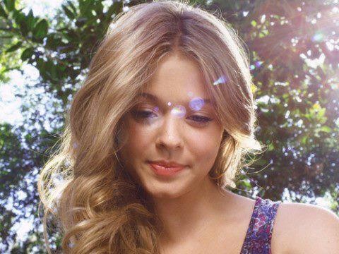 Sasha Pieterse Fotoğrafı