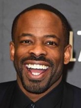 Chiké Okonkwo fotoğrafı