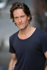 Michael Laurence fotoğrafı