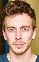 Dylan Trowbridge fotoğrafı