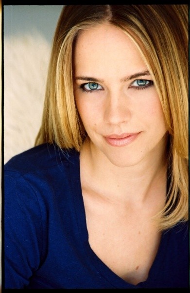 Jessica Barth fotoğrafı