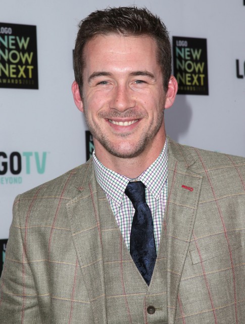 Barry Sloane Fotoğrafı