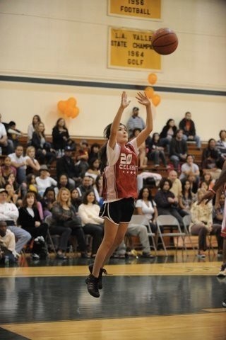 Isabelle Fuhrman Fotoğrafı