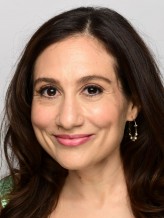 Lucy DeVito fotoğrafı