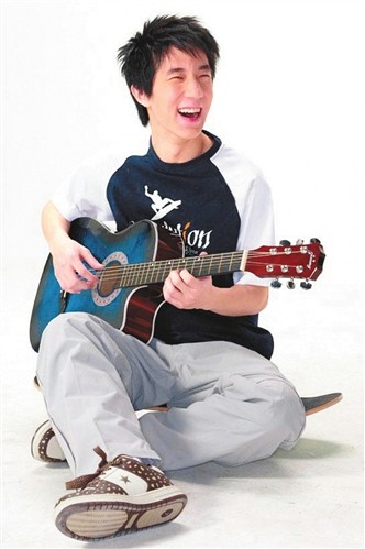 Jaycee Chan fotoğrafı