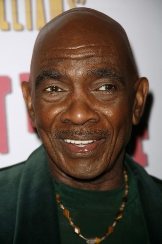 Lou Myers fotoğrafı