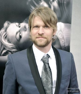 Todd Lowe fotoğrafı