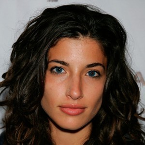 Tania Raymonde Fotoğrafı