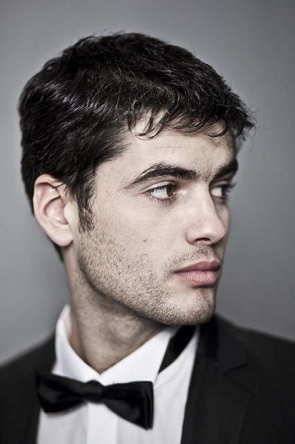 Nik Xhelilaj fotoğrafı