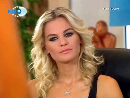 Burcu Günay fotoğrafı