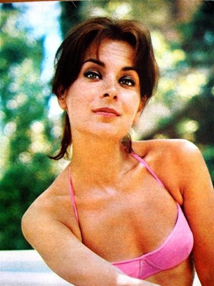 Juliette Mayniel fotoğrafı