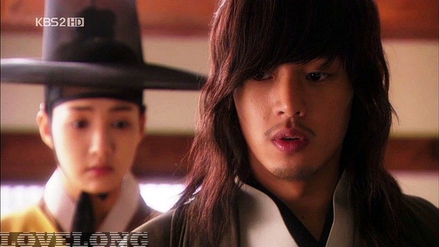 Yu Ah-in Fotoğrafı