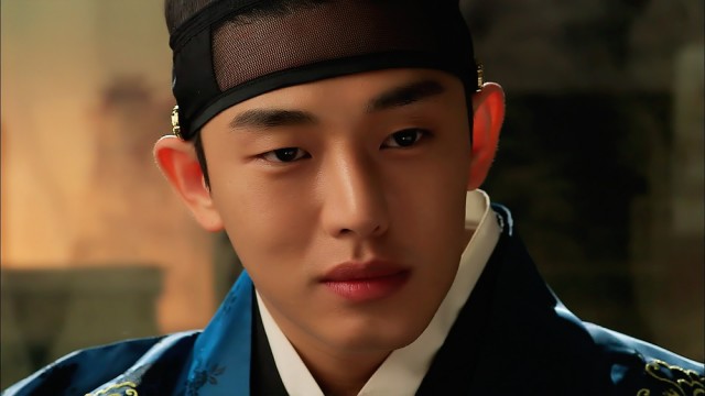 Yu Ah-in Fotoğrafı