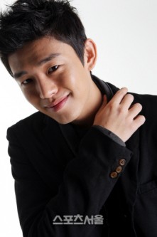 Yu Ah-in Fotoğrafı