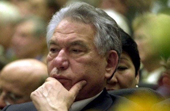 Cengiz Aytmatov Fotoğrafı