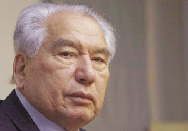 Cengiz Aytmatov fotoğrafı
