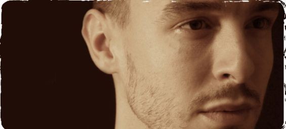 Cem Adrian Fotoğrafı