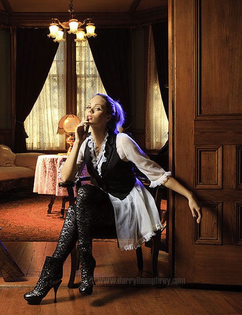 Laura Vandervoort Fotoğrafı