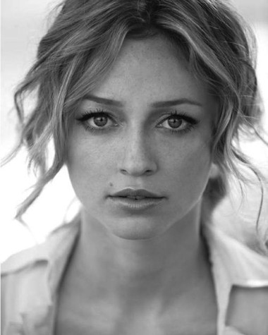 Zoe Tuckwell-Smith fotoğrafı