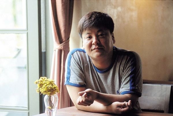 Sung Ji-ru fotoğrafı