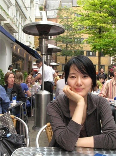 Yoon Jin-seo Fotoğrafı