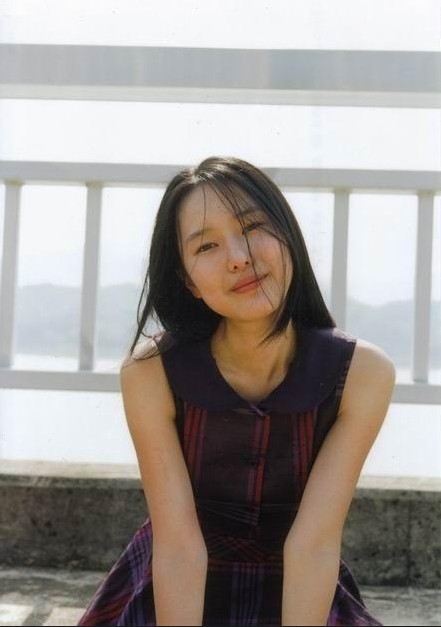 Yoon Jin-seo Fotoğrafı