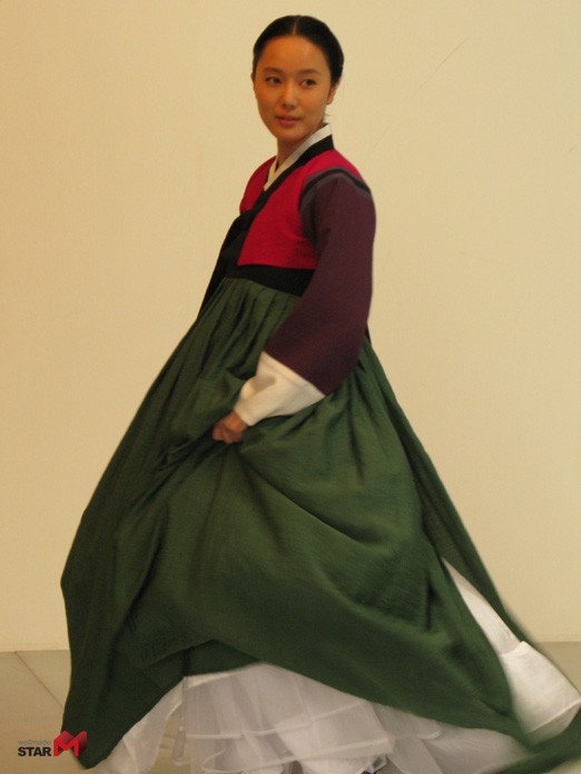 Yoon Jin-seo Fotoğrafı