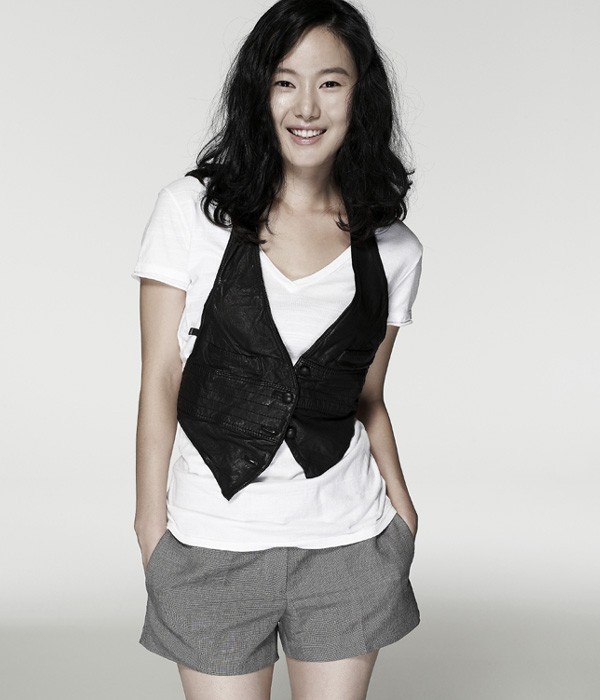 Yoon Jin-seo Fotoğrafı