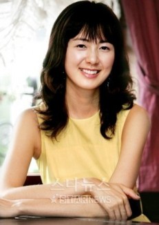 Lee Yo-won Fotoğrafı