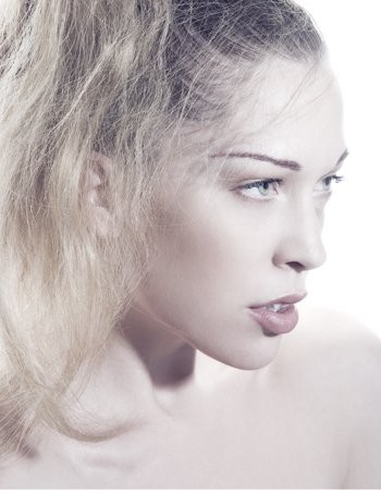 Yohanna Idha fotoğrafı