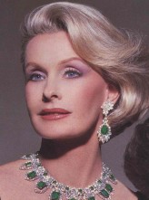 Dina Merrill fotoğrafı