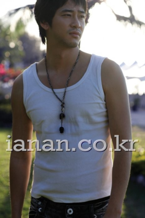 Kang Ji-hwan Fotoğrafı