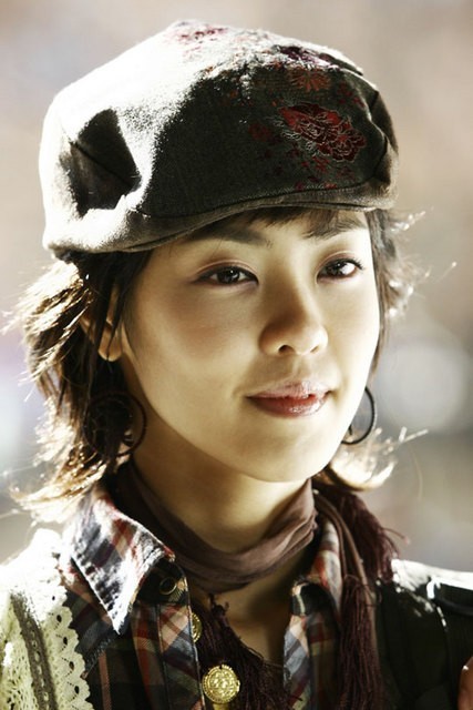 Lee Yoon-ji fotoğrafı