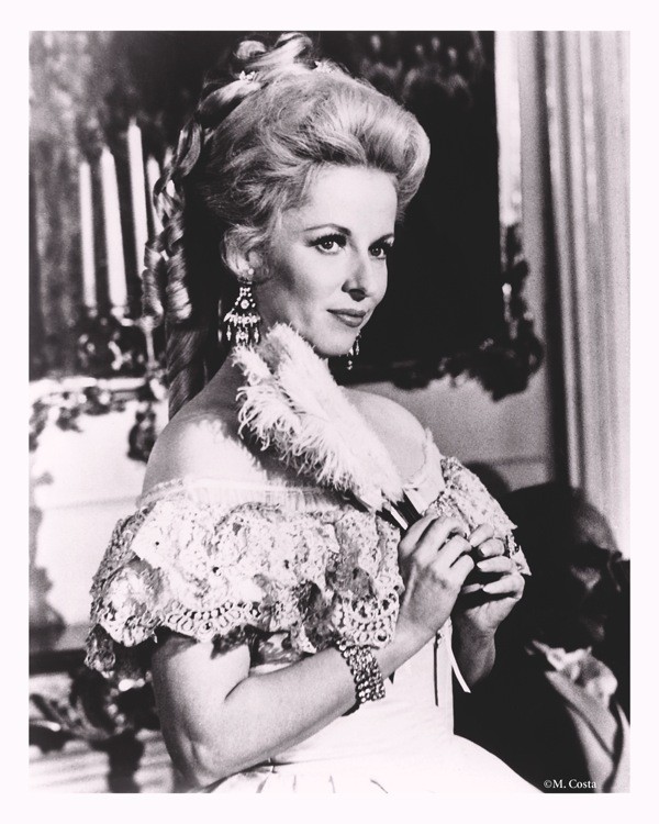 Mary Costa fotoğrafı
