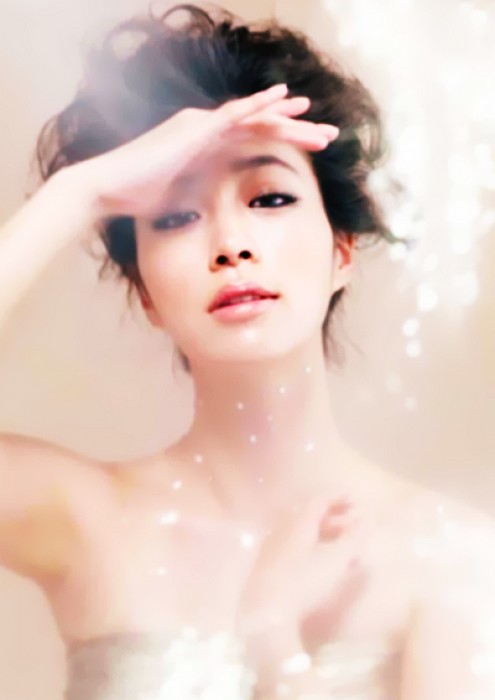Lee Min-jung fotoğrafı
