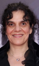 Tanya Seghatchian fotoğrafı