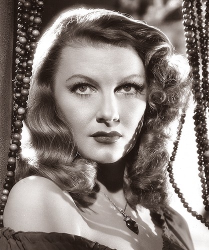 Jean Gillie fotoğrafı