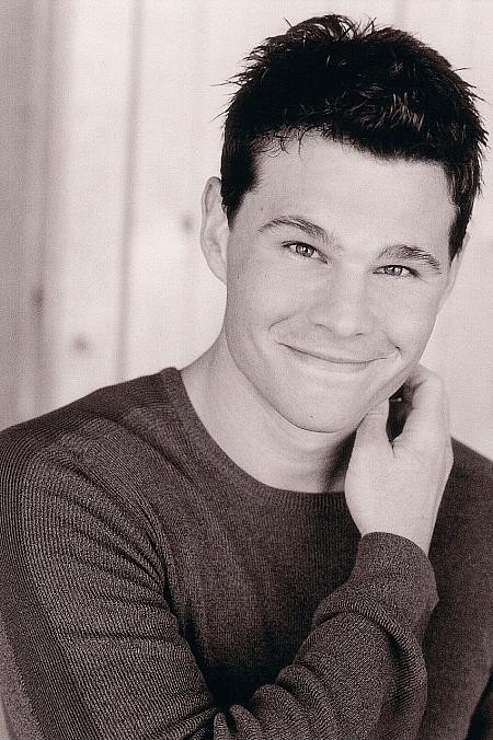 Ian Reed Kesler fotoğrafı