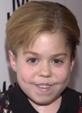 Josh Ryan Evans fotoğrafı