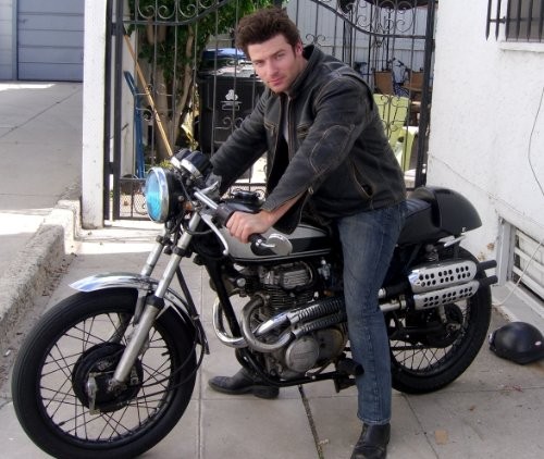 Jon Carlo fotoğrafı