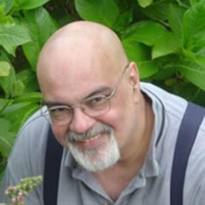 George Perez fotoğrafı