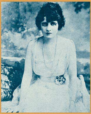 Olive Tell fotoğrafı